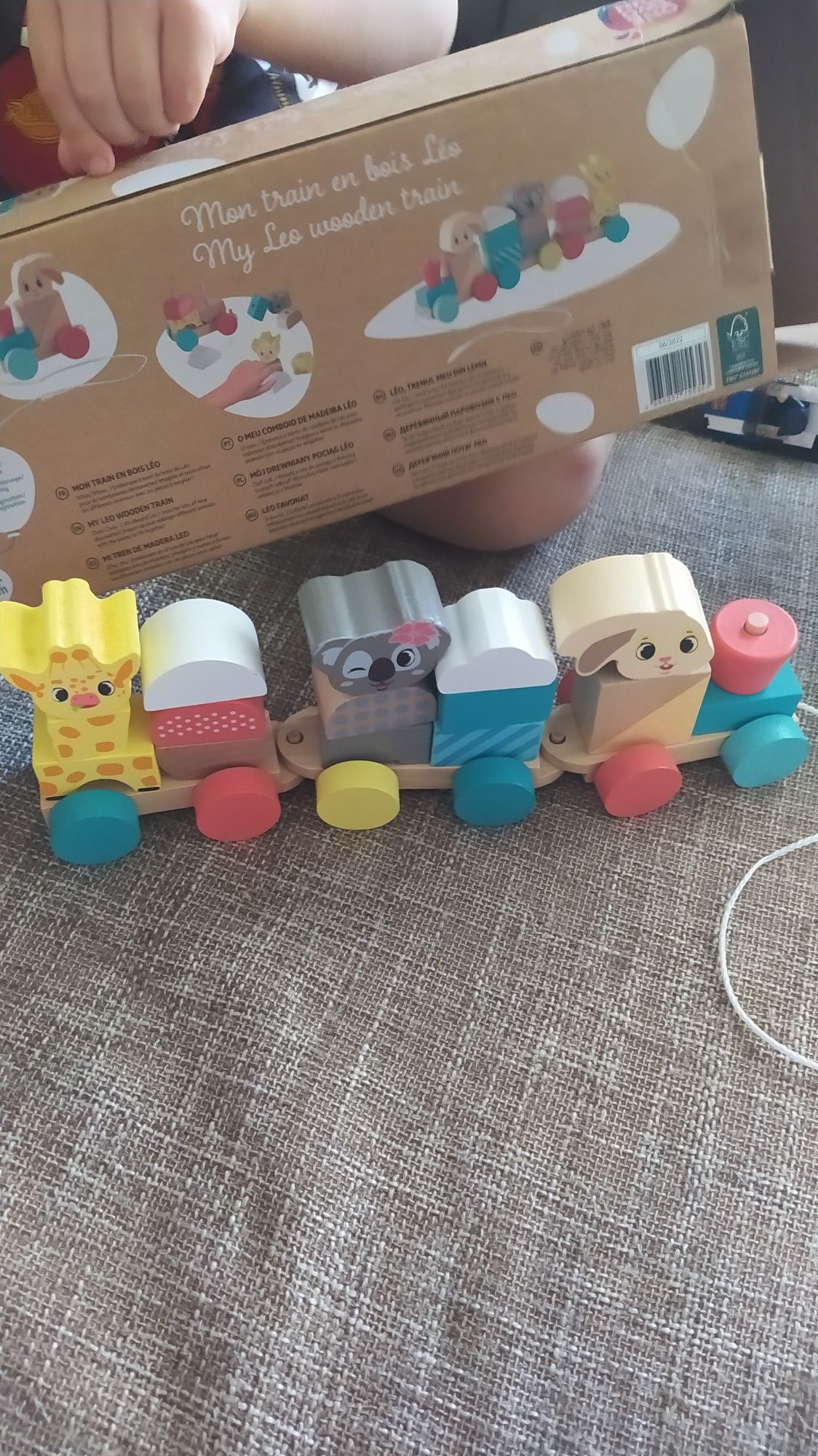 Zabawk Pociąg drewniany do układania dla dzieci