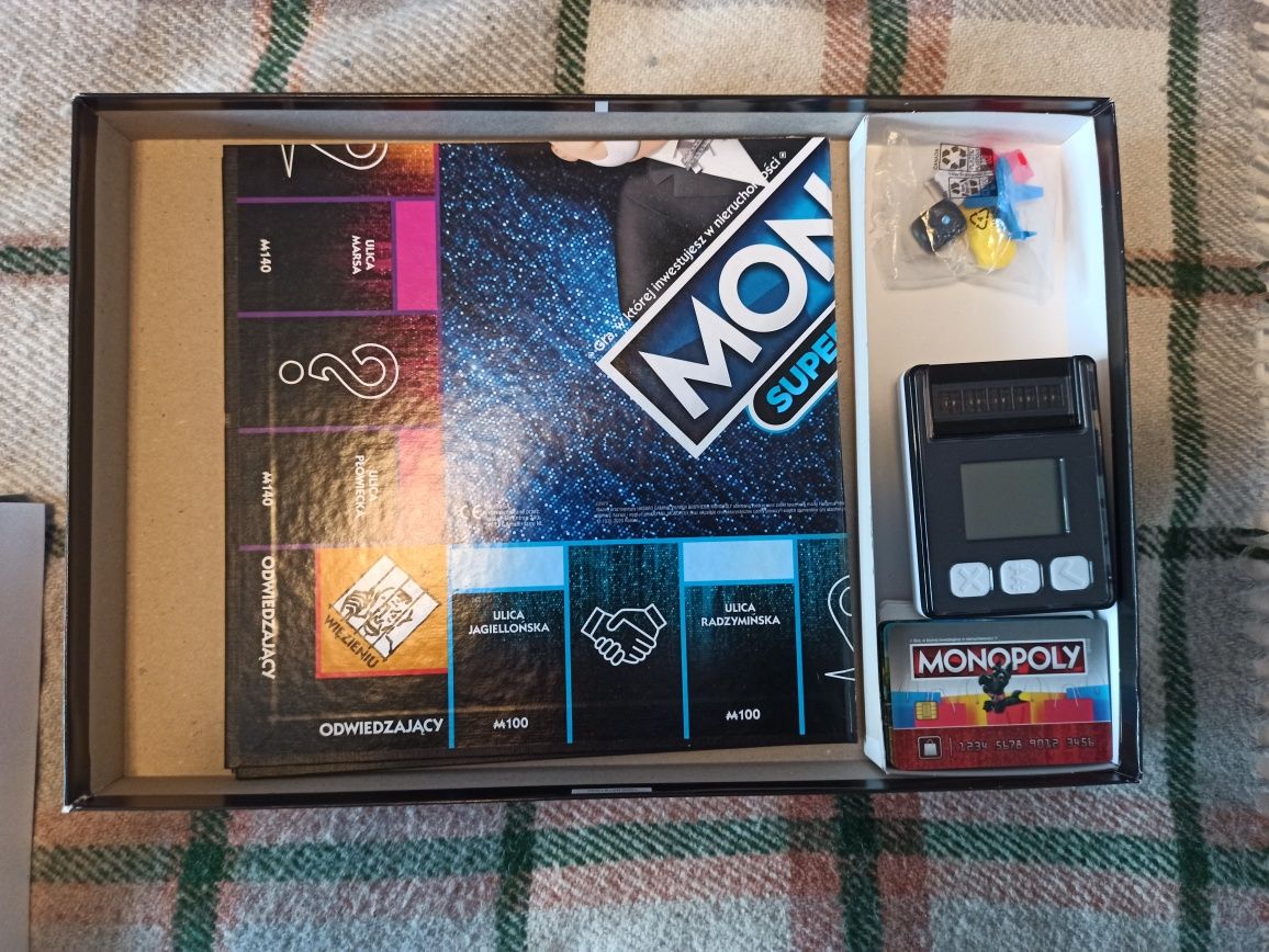 Gra planszowa Monopoly na kartę