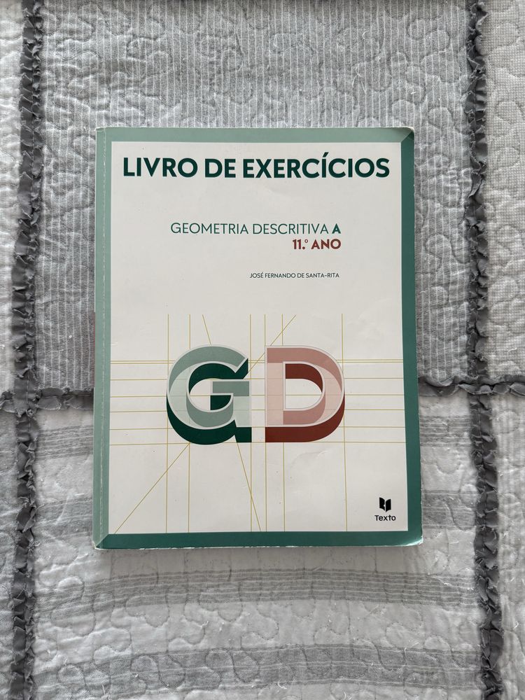 Livro de Exercicios 11°Ano Geometria Descritiva