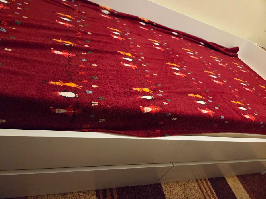 Łóżko białe z szufladami