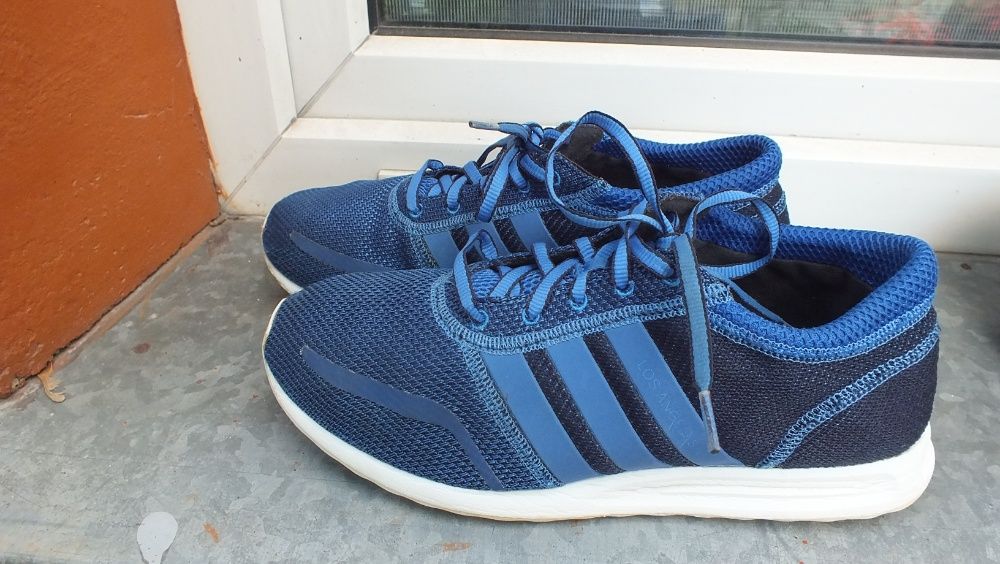 Super buty sportowe marki Adidas Los Angeles roz 44 i 2/3