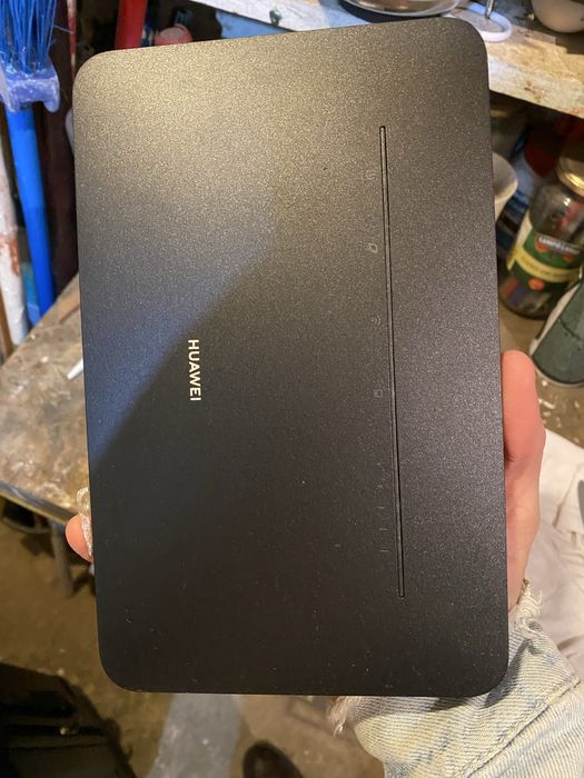 Vendo VTV c/ comando e router Huawei