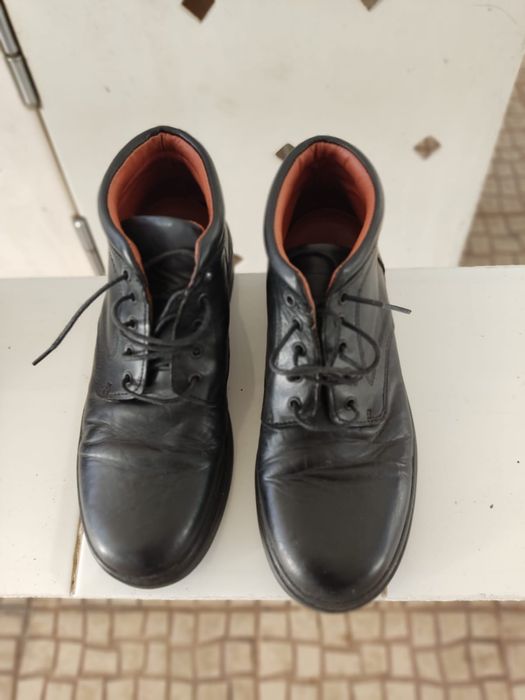 Botas homem n 43 pretas