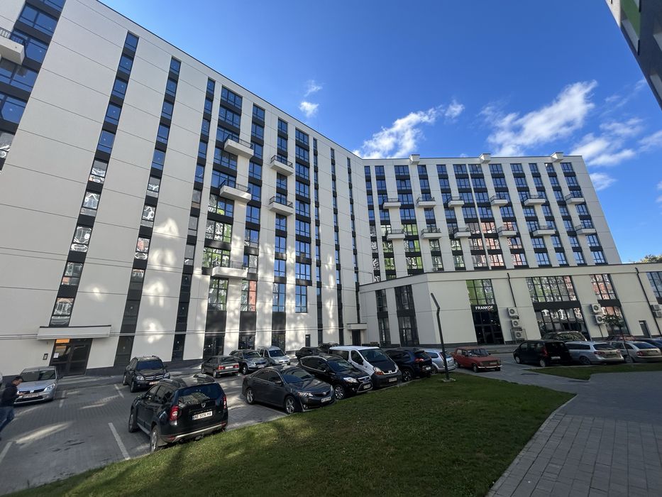 Однокімнатна квартира в ЖК Міленіум з кладовкою