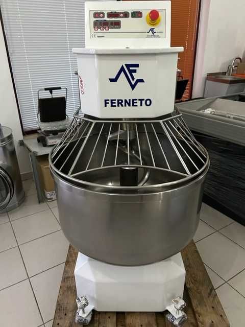 Amassadeira FERNETO 50kg farinha =COMO NOVA=