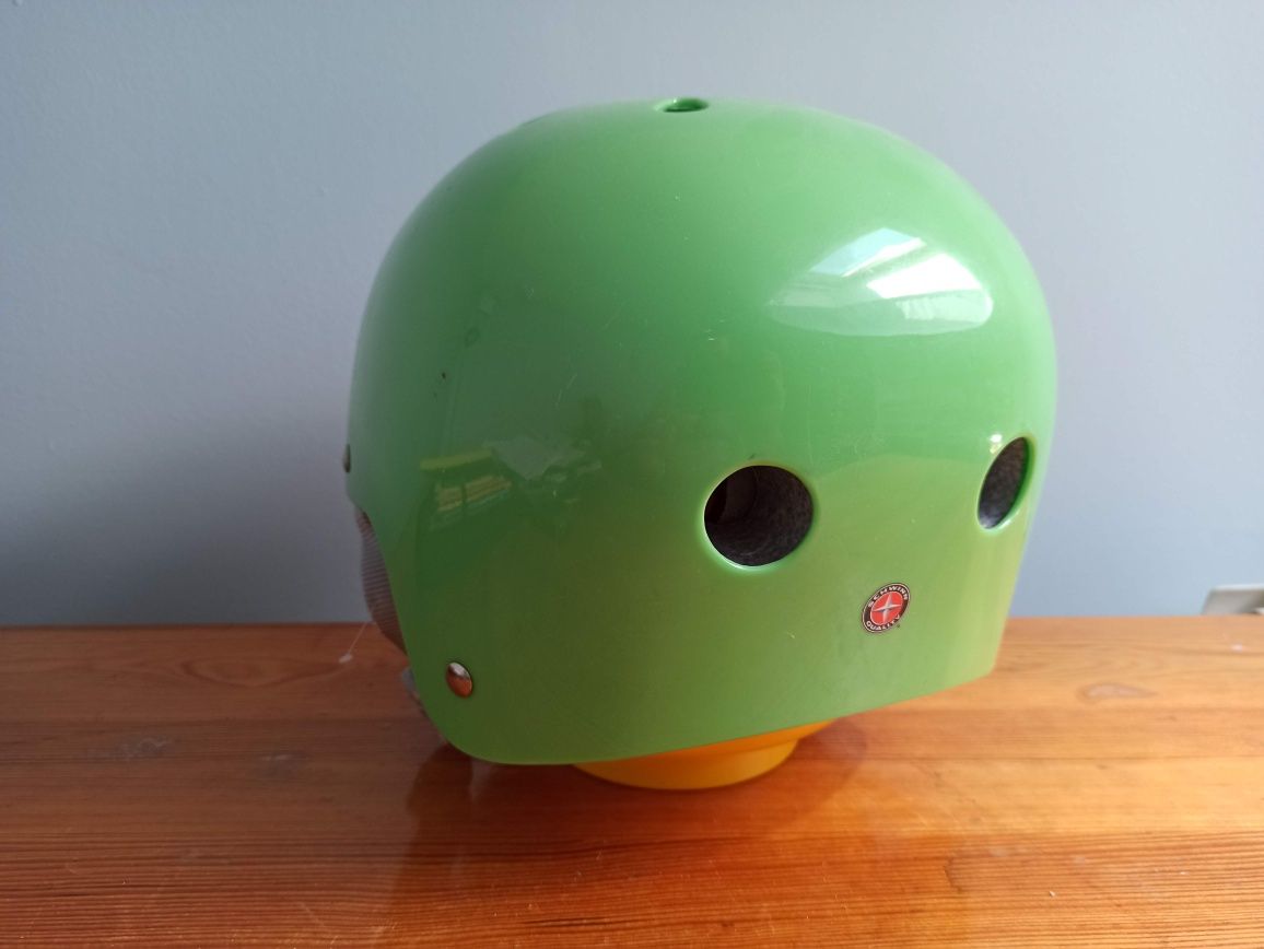Kask na rower deskorolkę hulajnogę marki SCHWINN