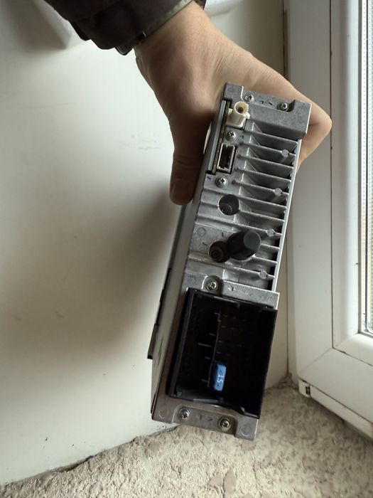 Автомагнітола Pioneer DEH-1807ZC - Citroen C-Zero/Peugeout Ion/208