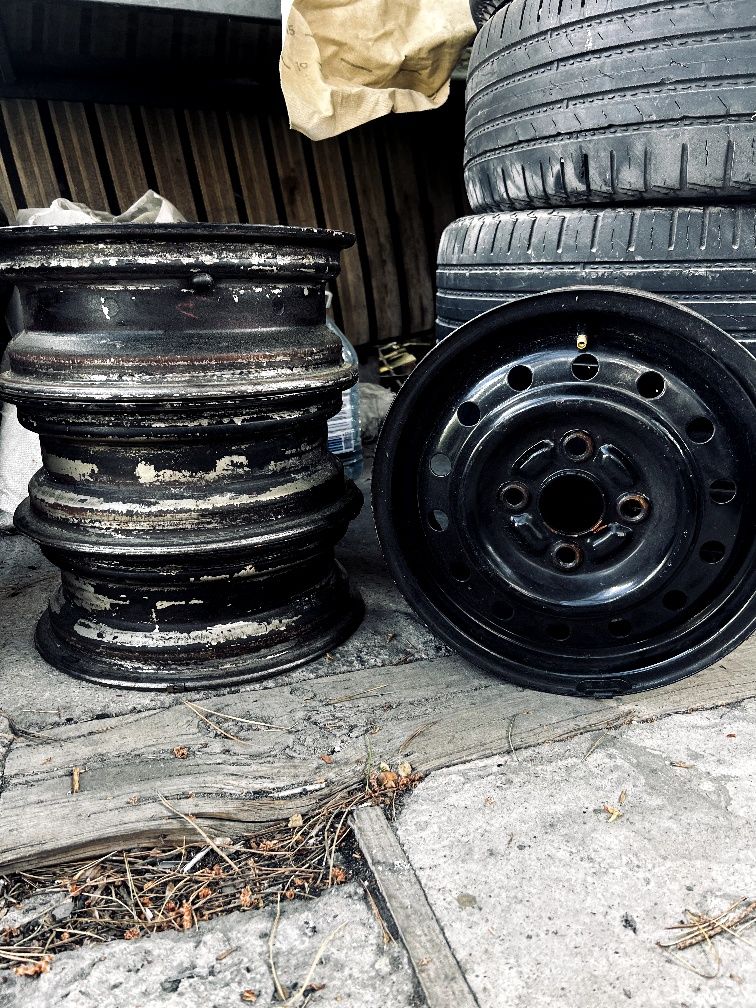 Сталеві диски R13 4×100 з Daihatsu Cuore
