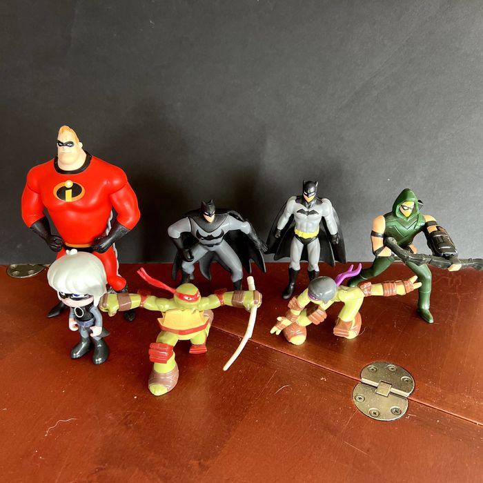 Pack Figuras Super Heróis - Oportunidade