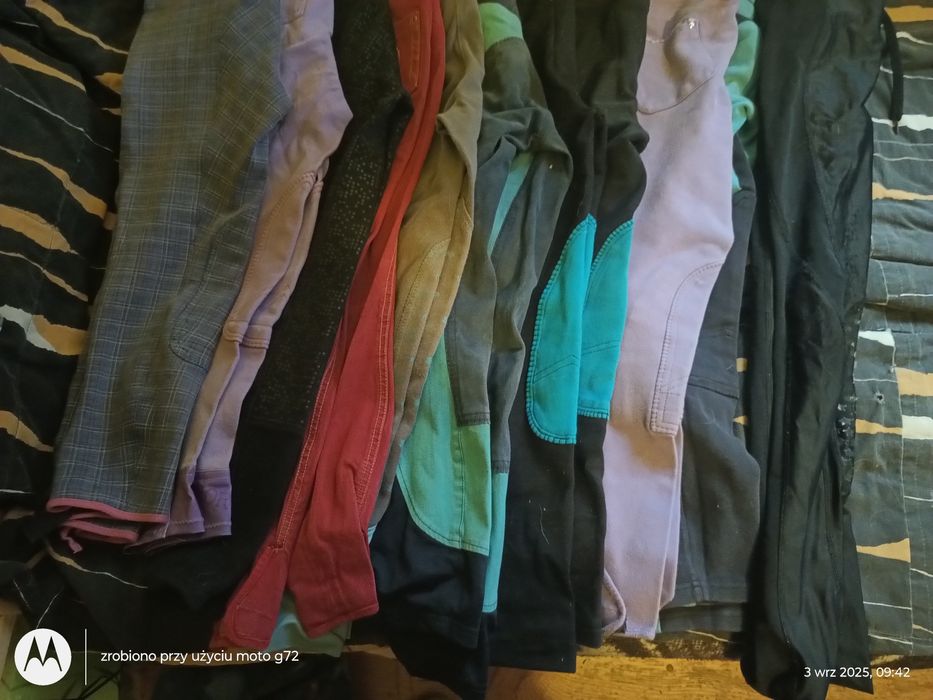 Sprzedam 11 par bryczesów rozmiar 150 stan dobry  i bdb