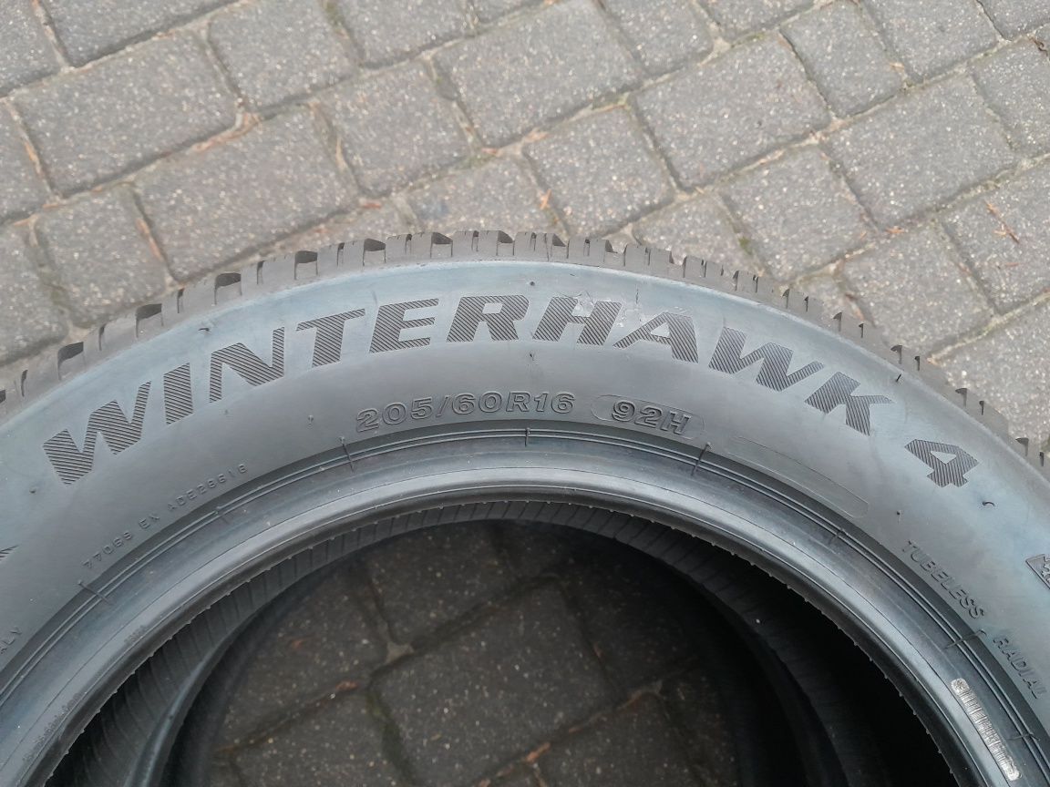 FIRESTONE 205/60R16 92H , pojedyńcza opona zimowa.