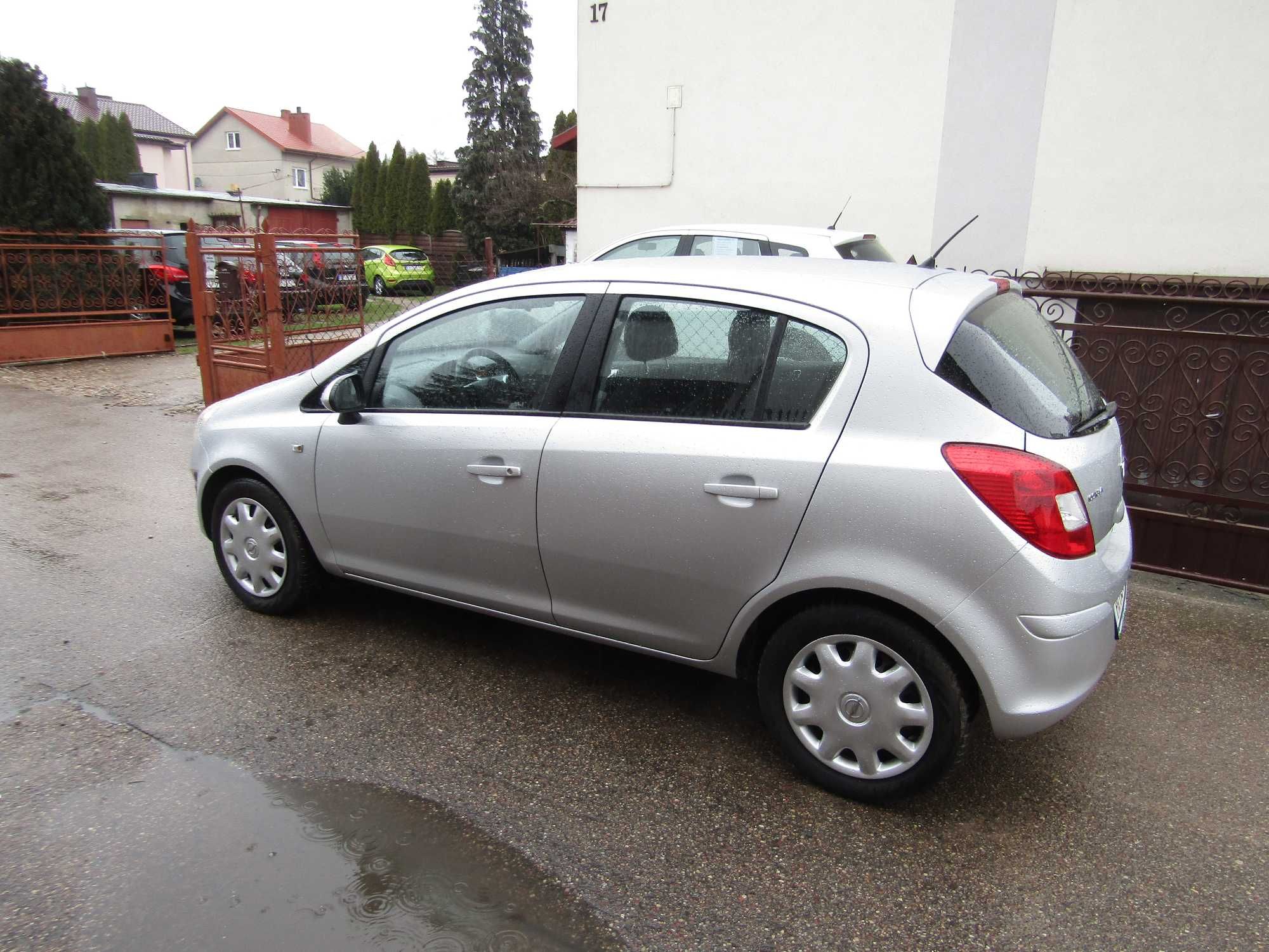 Opel Corsa D 2014 rok.1,2 benzyna 85 KM.159tys.km