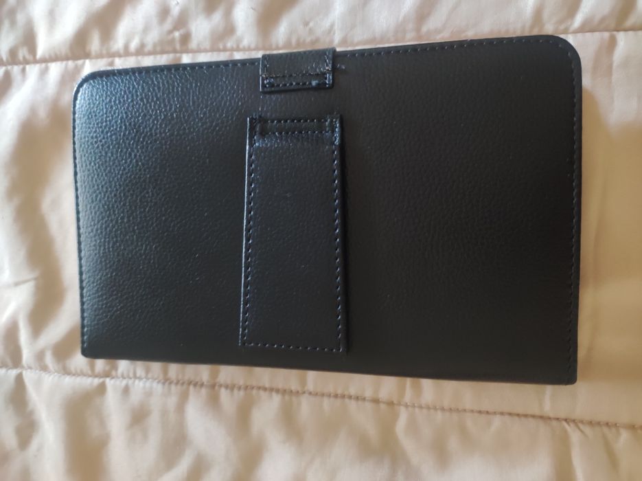 Capa com teclado para tablet