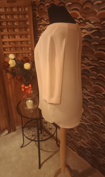 Elegancka Bluzka R 44, RABAT, szczegóły w opisie .