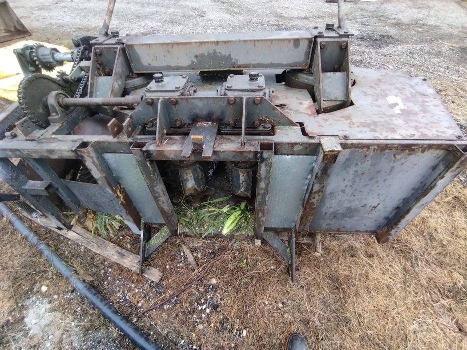 Frente milho ensiladeira Herculano