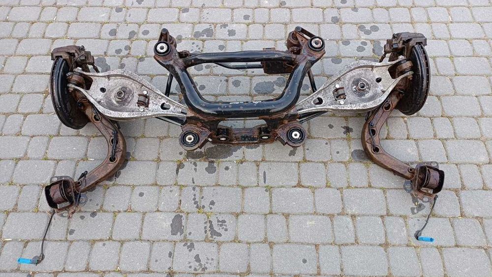 Zawieszenie tył Sanki Belka Duże hamulce Bmw E46 3,0 330i SWAP bmw E36