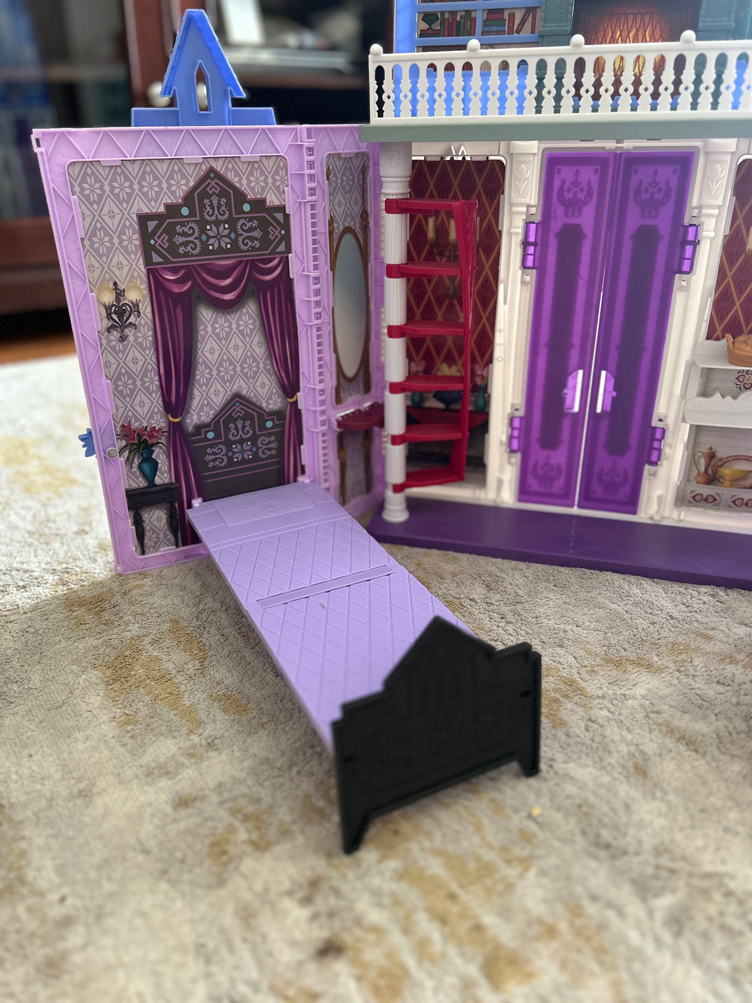 Castelo Frozen como novo