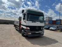Mercedes-Benz Actros  Mercedes Actros z HDS + przyczepa