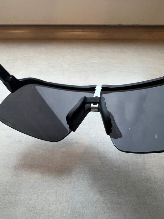 Okulary rowerowe Oakley Sutro Lite