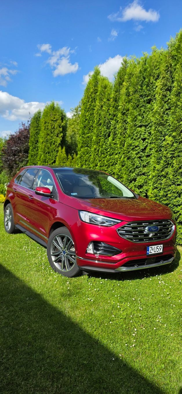 Ford Edge 2.0 Benzyna Titanium Ruby Red