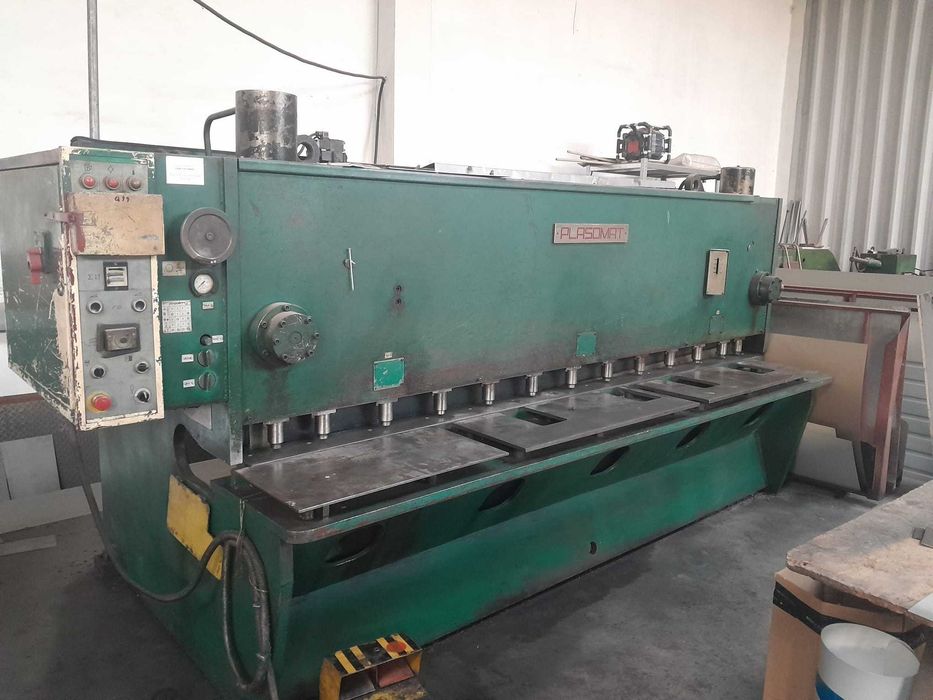 Nożyce gilotynowe hydrauliczne GILOTYNA NGH-6 FPA