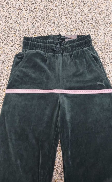 Нові жіночі велюрові штани Puma