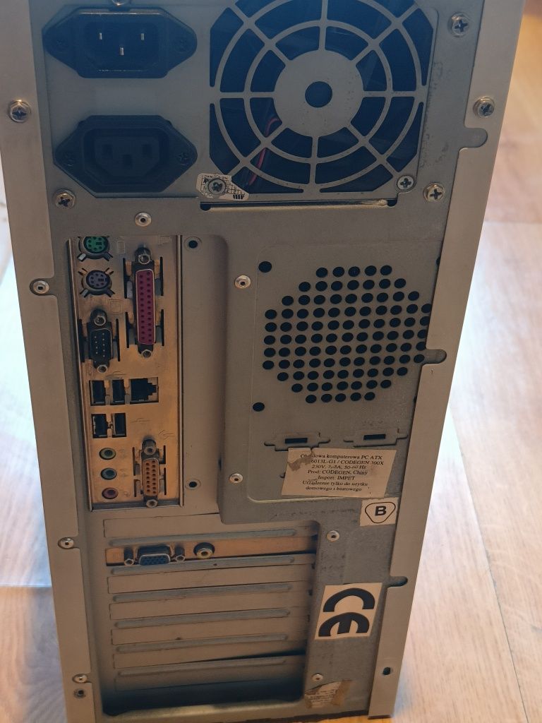 Stary Retro Komputer Do Starych Gier PC Komputer Stacjonarny