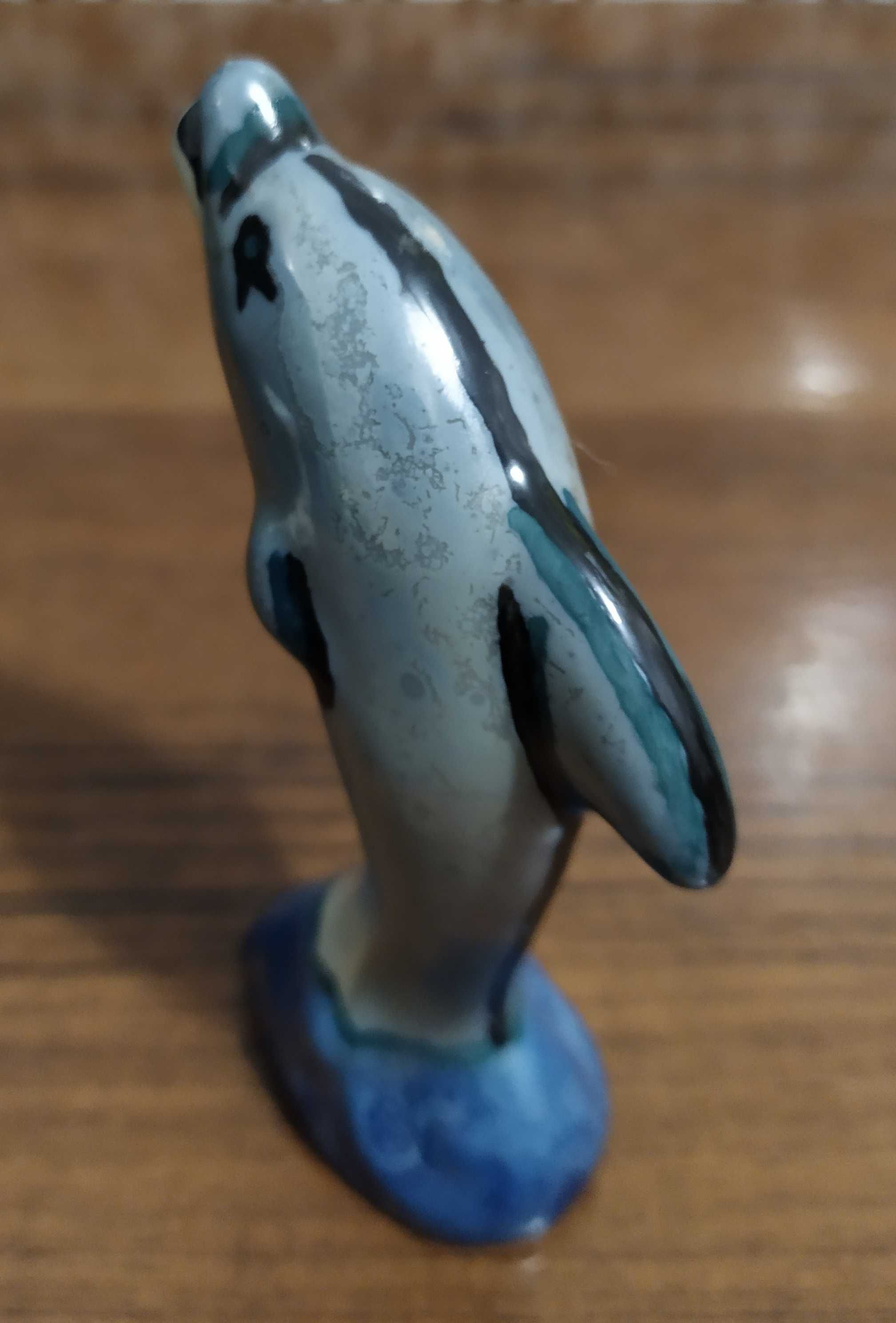 Дельфинчик фарфор.