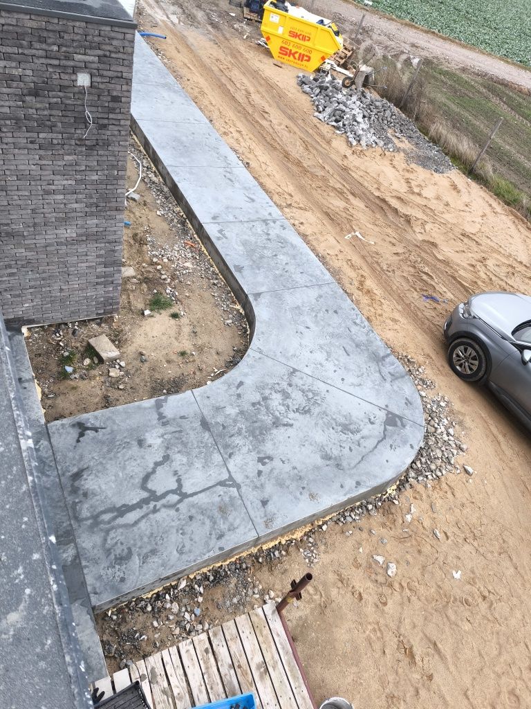 Podjazdy, tarasy betonowe, garaże, tarasy drewniane, altanki