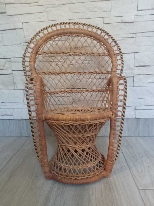 Wiklinowy mini fotel kwietnik