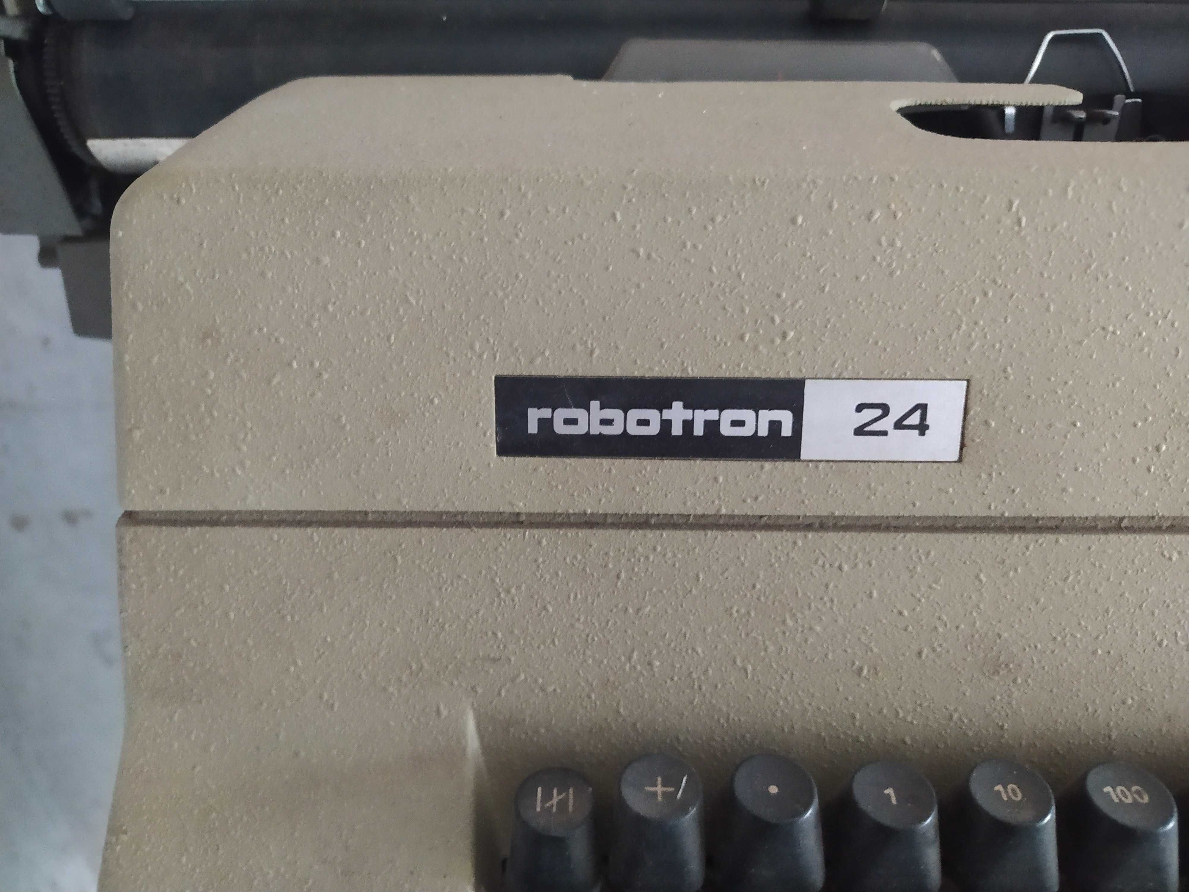 Печатная машинка Robotron 24