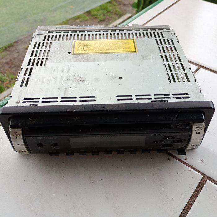 Stare radio samochodowe pionier