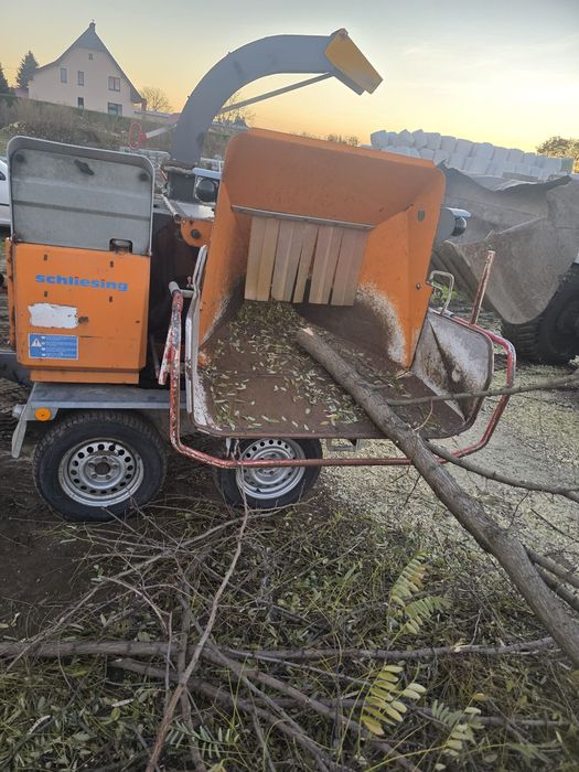 Wynajem / Usługi – Rębak do gałęzi do 20 cm