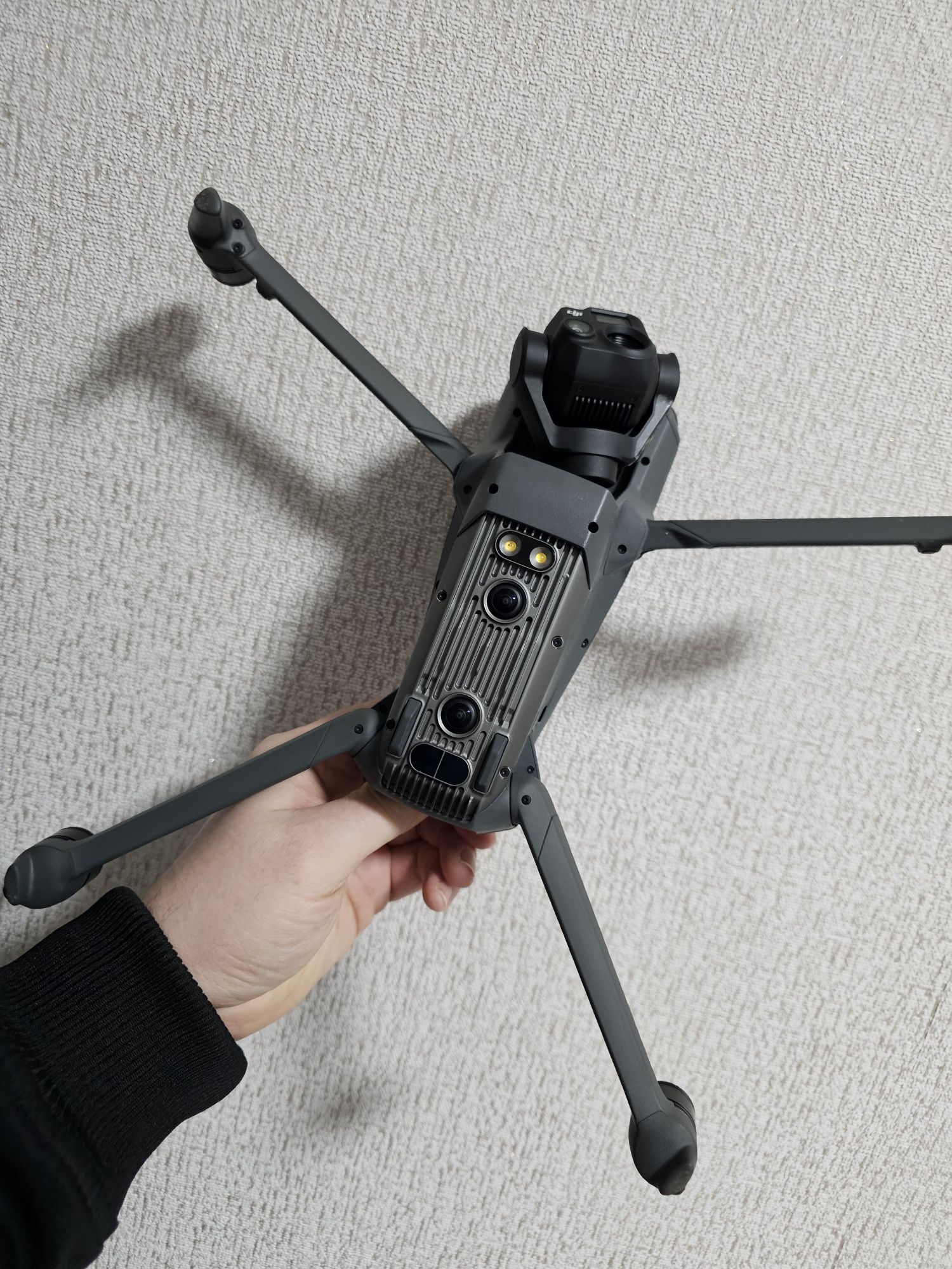 Квадрокоптер, дрон Dji mavic 3t enterprise с тепловизором