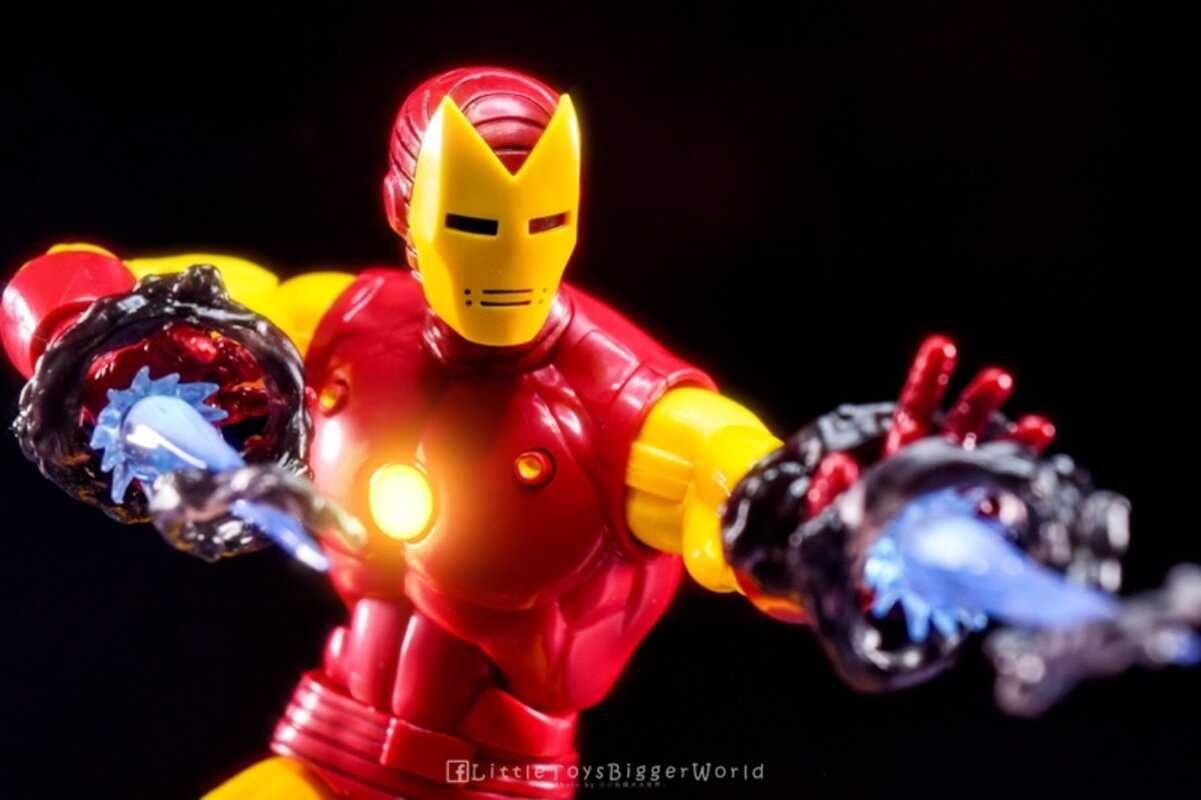 Marvel Legends Iron Man 20 years
