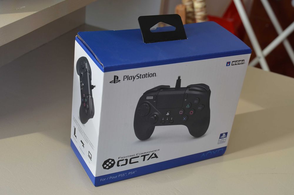 Контролер Hori Fighting Commander Octa для PS4/PS5/PC