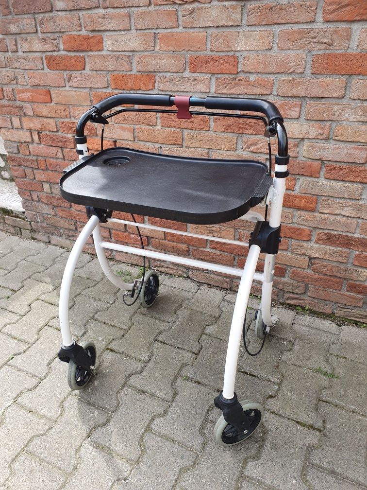 Balkonik Chodzik dla osób starszych