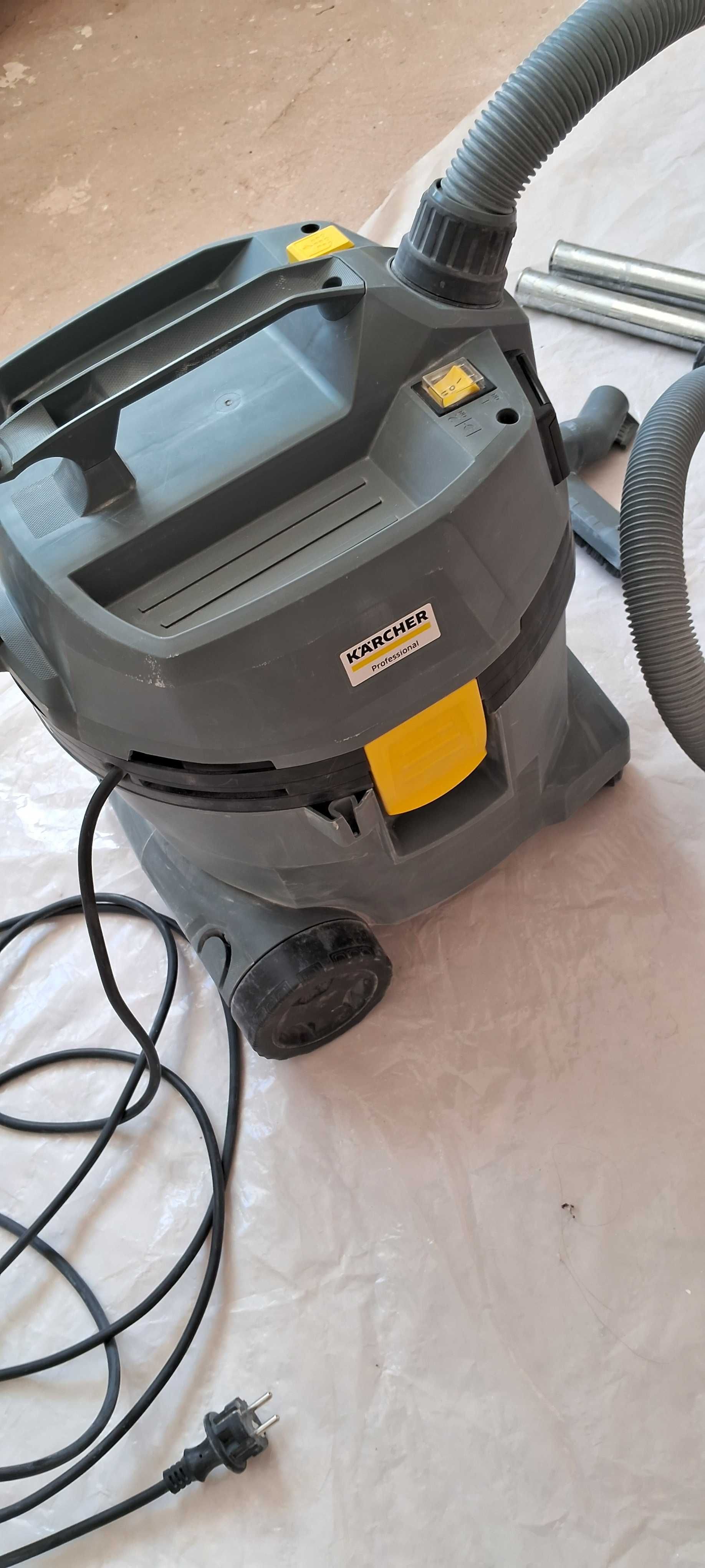 Пилосос Karcher NT22 1Ap Te L
