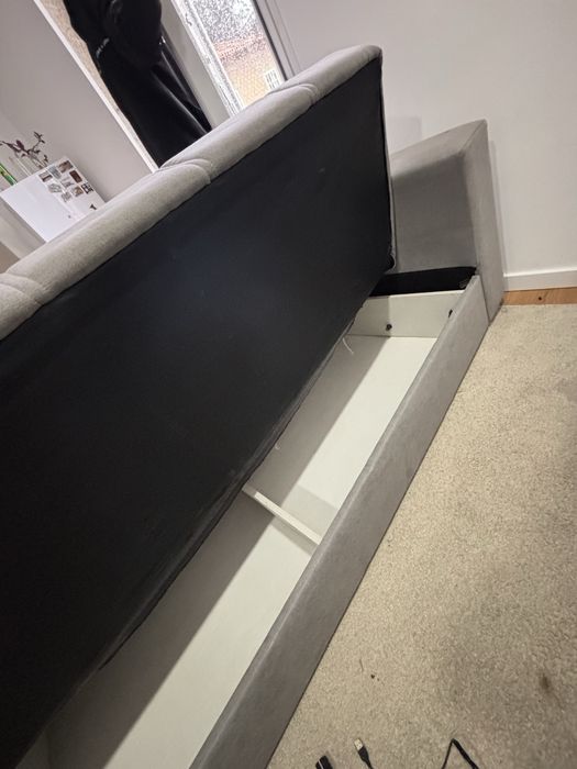 Sofa cama com bau. Como novo