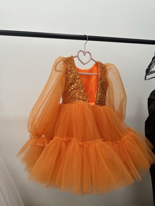 Лисичка, мишка сніжинка