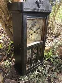 Stary zegar wiszący Hau.