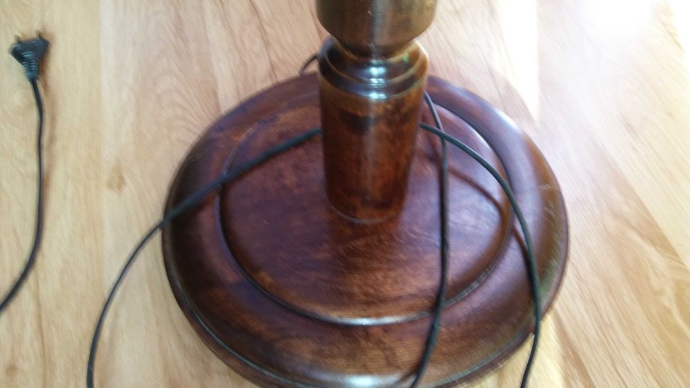 lampa z drewna podłogowa stojąca prl