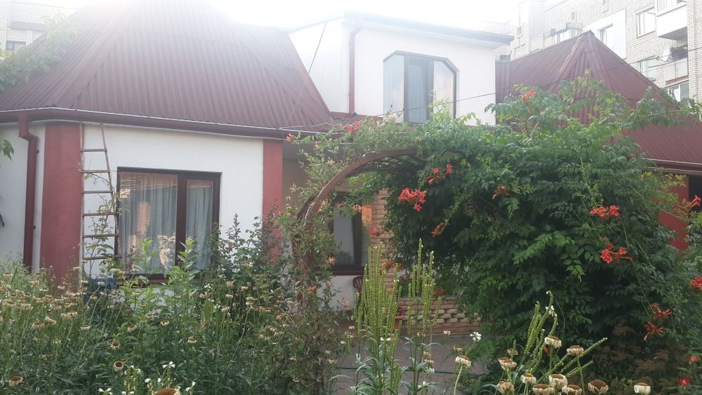 Житло  подобово на тривалий термін