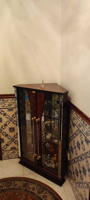 Vitrine de vidro para hall ou canto sala