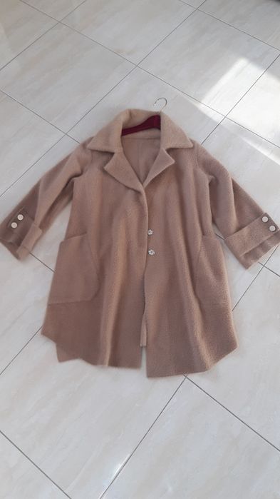 Płaszczyk kurtka dłuższa alpaka beżowa 40 42