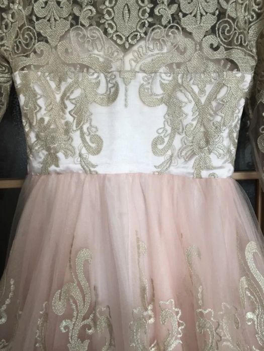 Святкова нарядна, весільна, випускна сукня