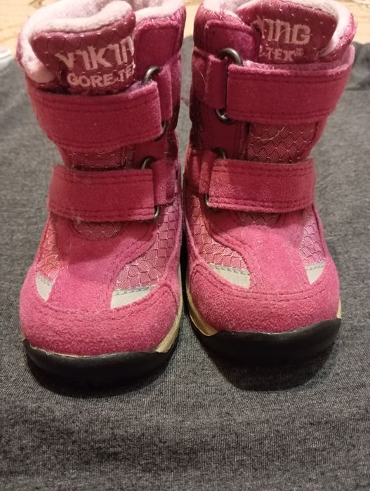 Продам сапожки для дівчинки