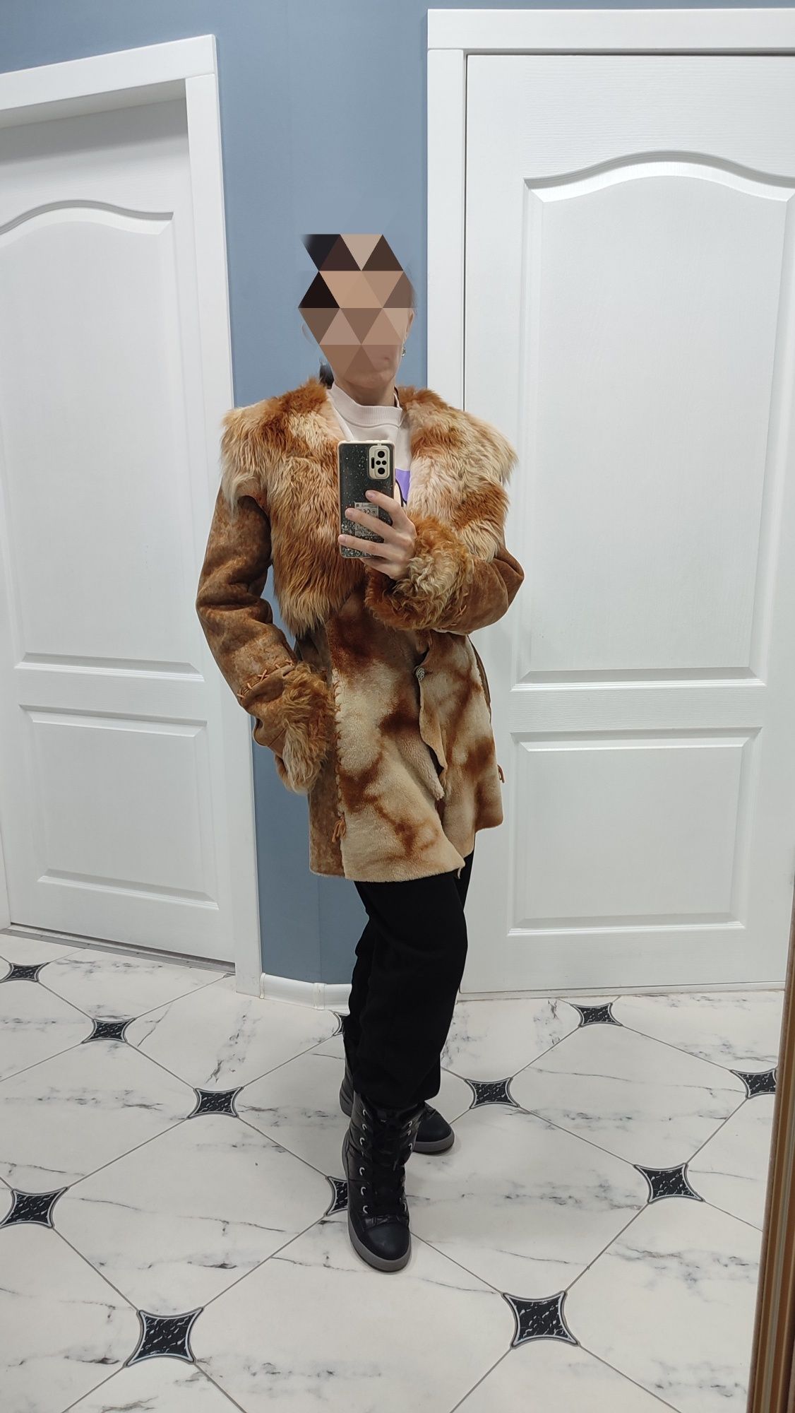 Натуральна легка коротка дублянка