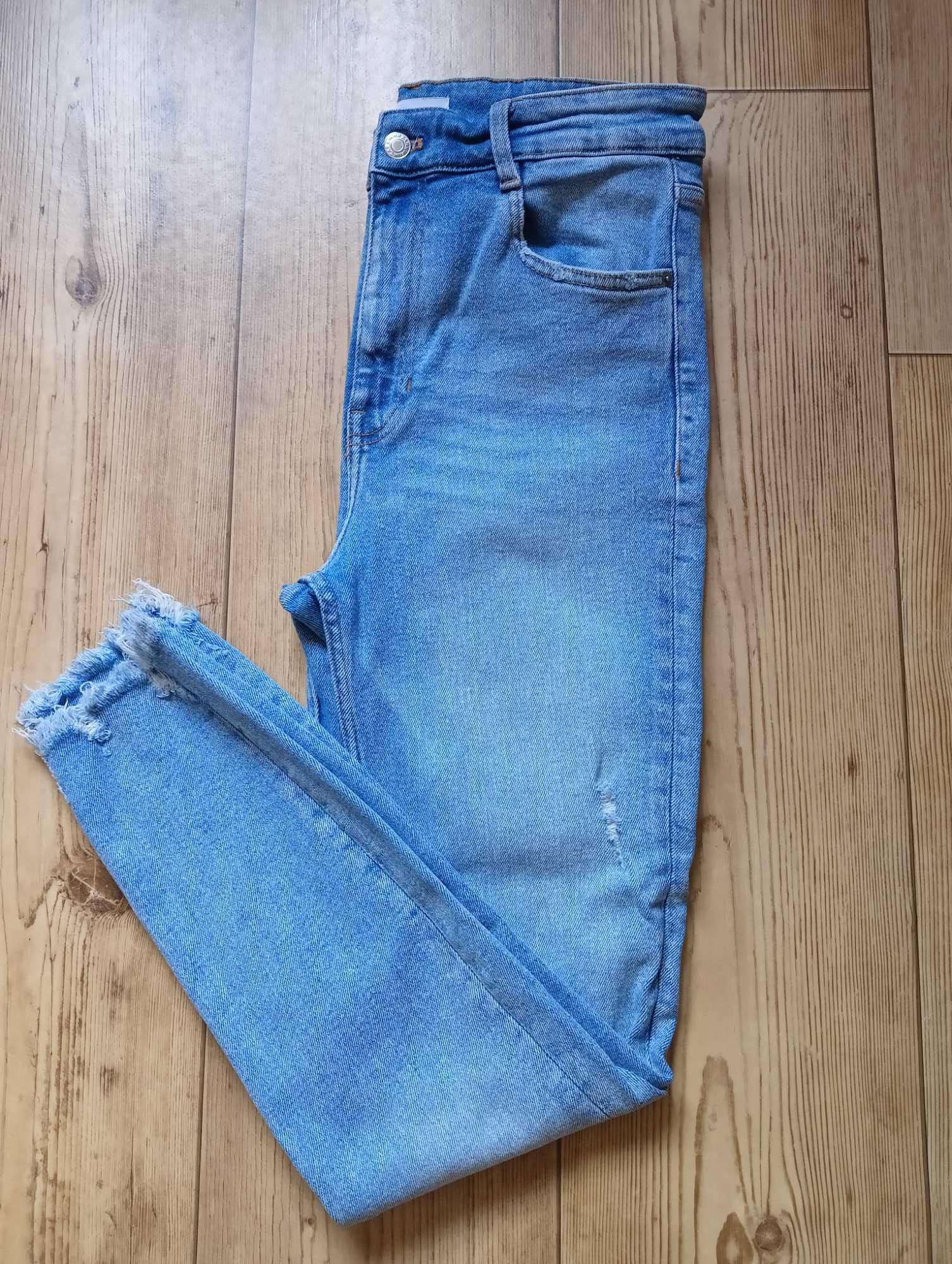Jeansy spodnie Zara z wysokim stanem niebieske L