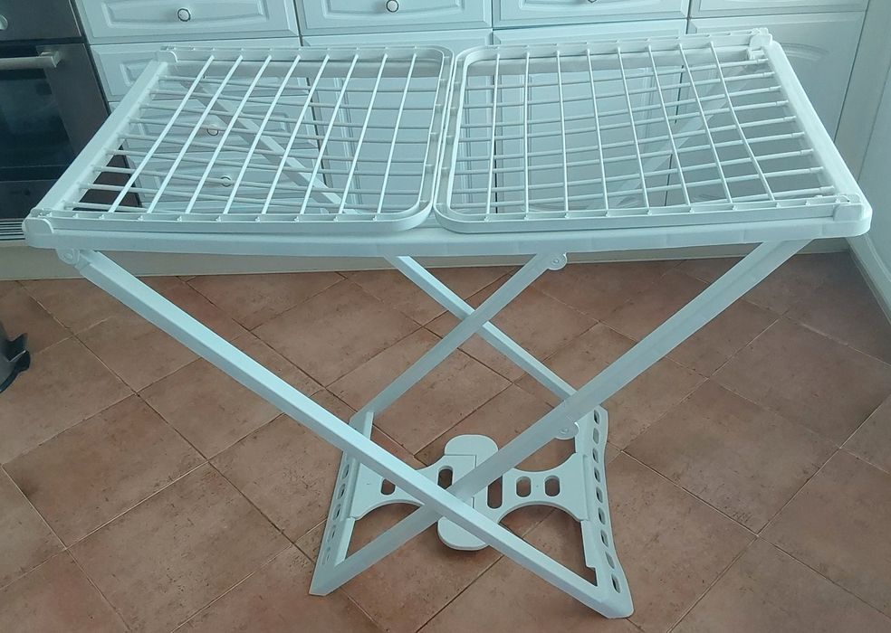 ESTENDAL,RESINA RESISTENTE PARA ROUPA.Casa,Quarto,Cozinha,Sala,Varanda